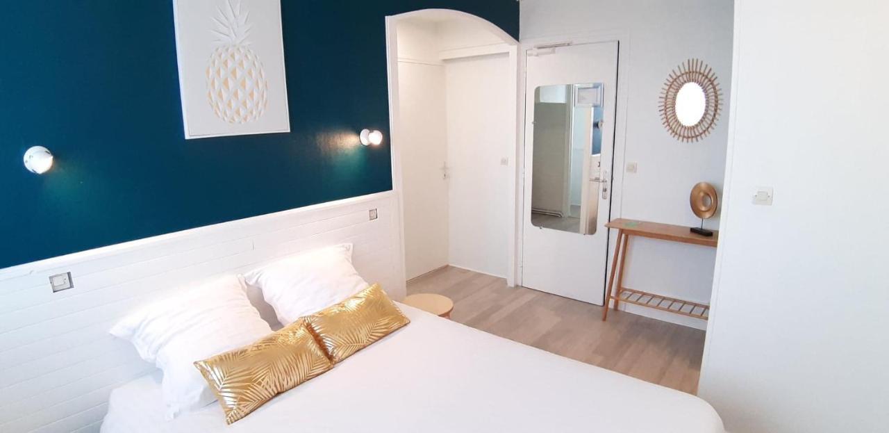 Hotel La Croisette & Restaurant Bistrot Gantier En Centre Ville Royan Ngoại thất bức ảnh